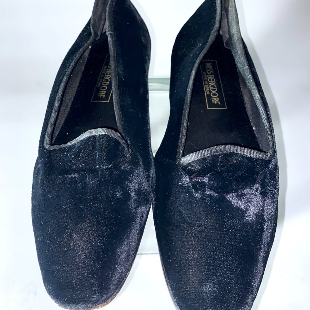 Miss Bergdorf Black Velvet Ballerina Flats. Made in Spain Size 8.5